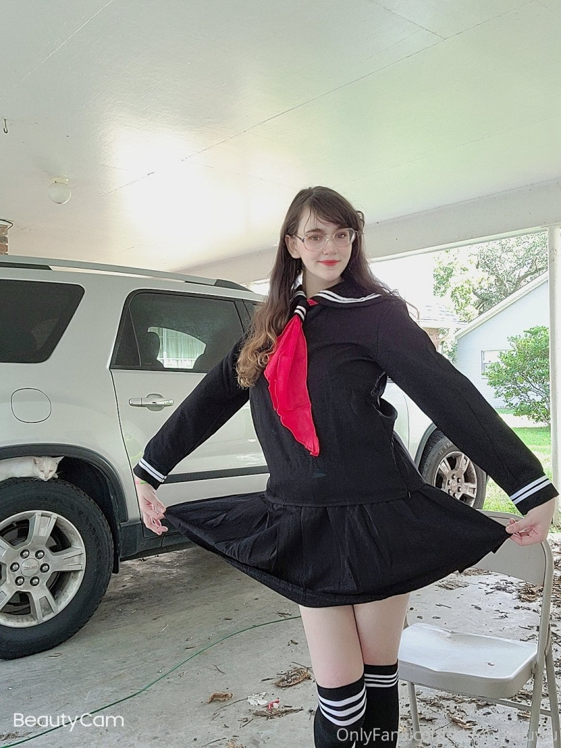 Photo by kittenbelluwu published on October 16,2023 06:06:43 - BestThots