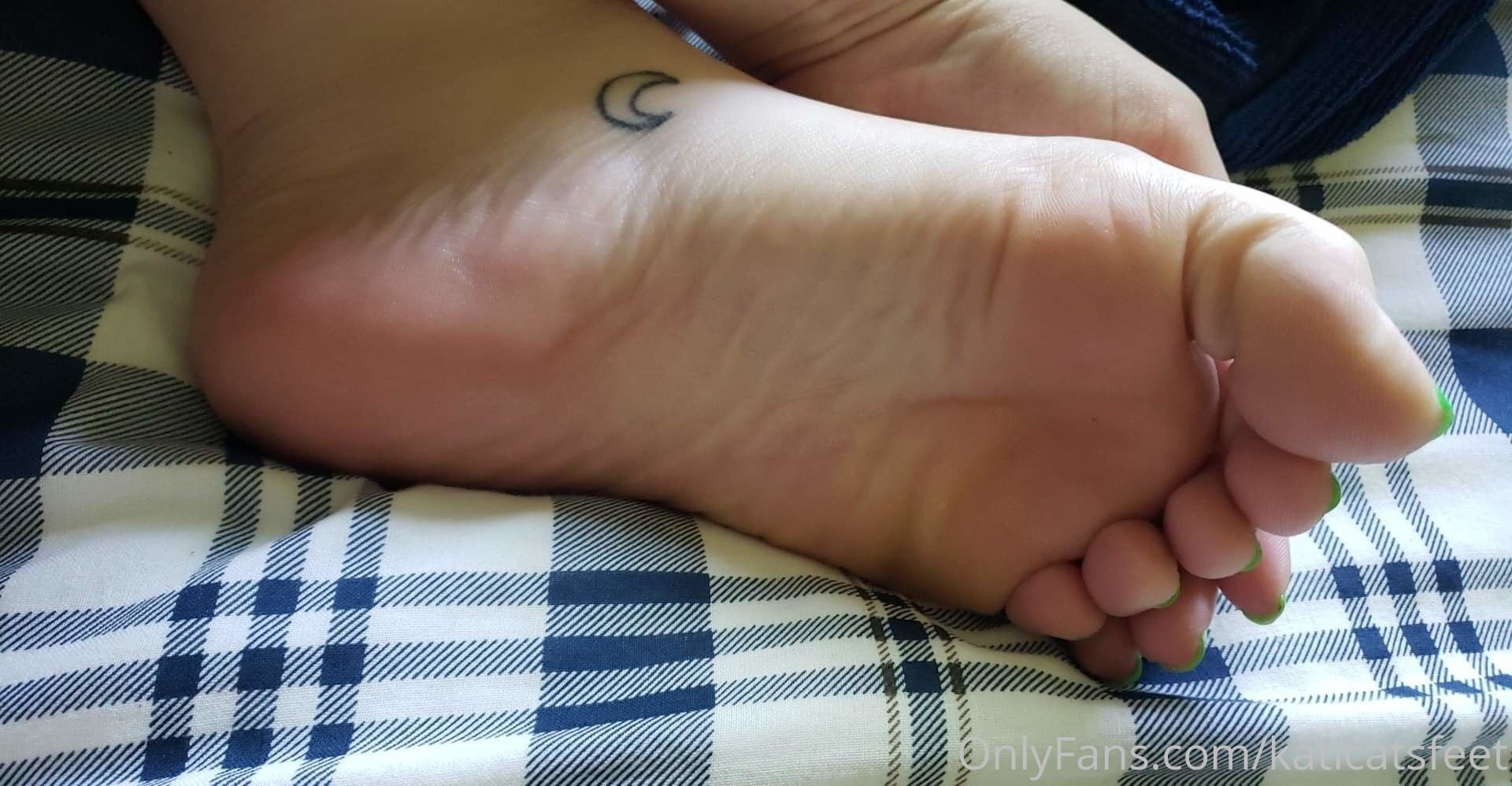 Photo by katicatsfeet published on October 12,2023 15:56:17 - BestThots
