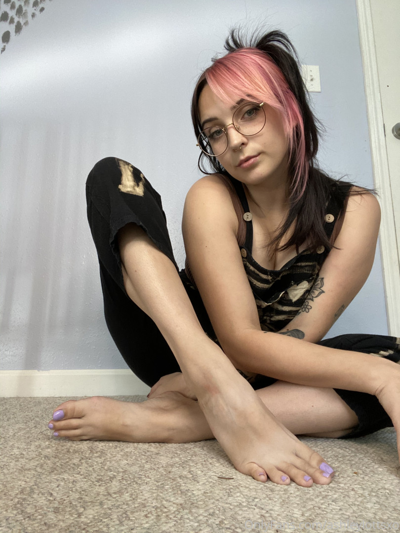 Photo by ashleylottsxo published on November 24,2023 15:43:18 - BestThots