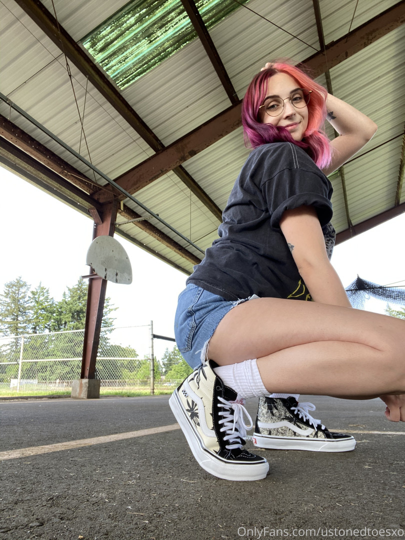 Photo by ashleylottsxo published on November 24,2023 16:14:46 - BestThots
