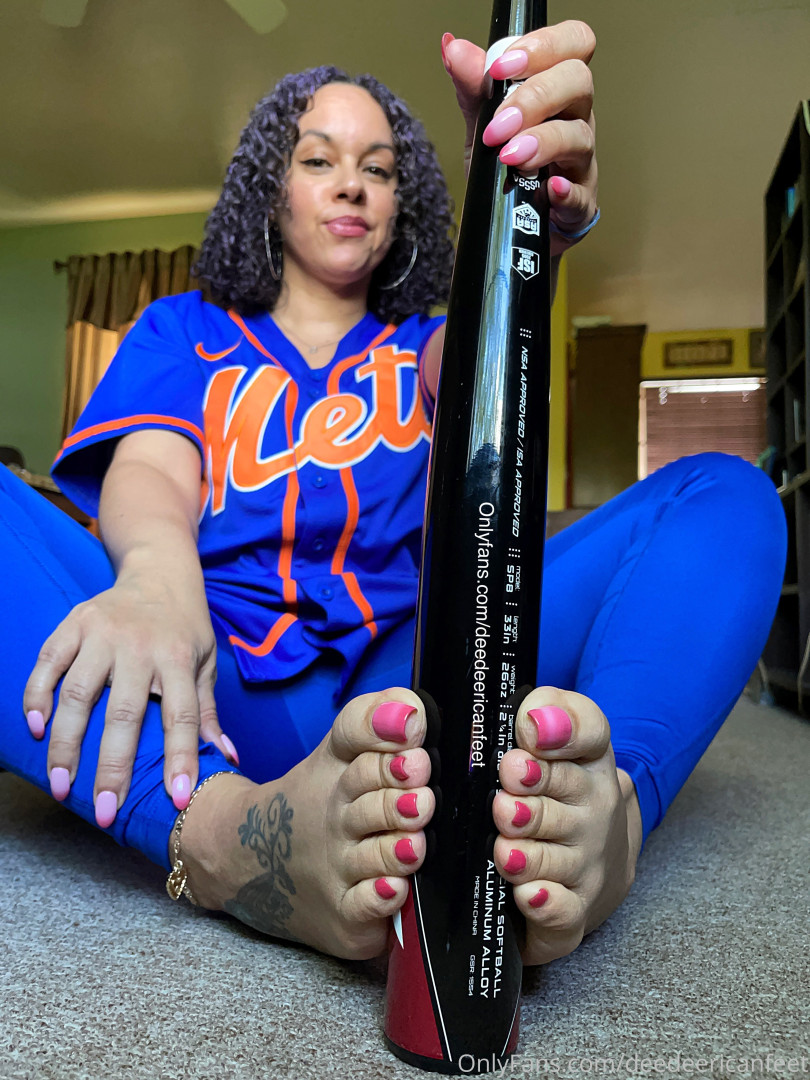 Photo by deedeericanfeet published on January 15,2024 04:59:12 - BestThots