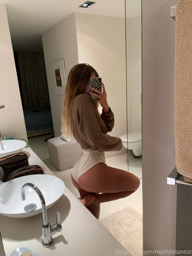 Photo by mathildtantot published on August 7,2023 04:31:12 - BestThots