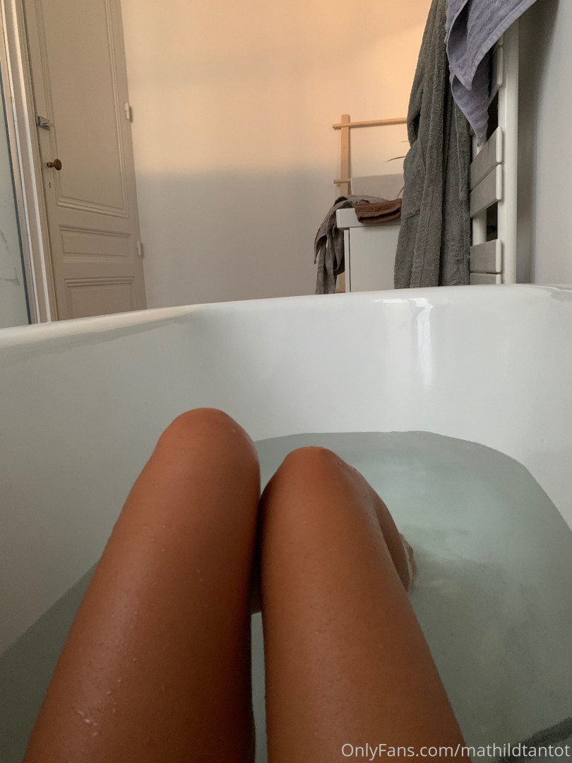 Photo by mathildtantot published on August 7,2023 04:32:13 - BestThots