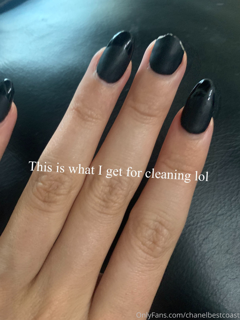Photo by chanelbestcoast published on August 8,2023 16:06:33 - BestThots