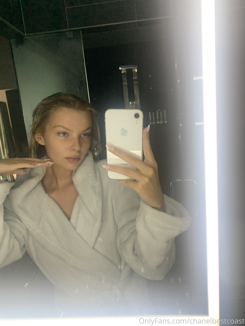Photo by chanelbestcoast published on August 8,2023 16:09:20 - BestThots