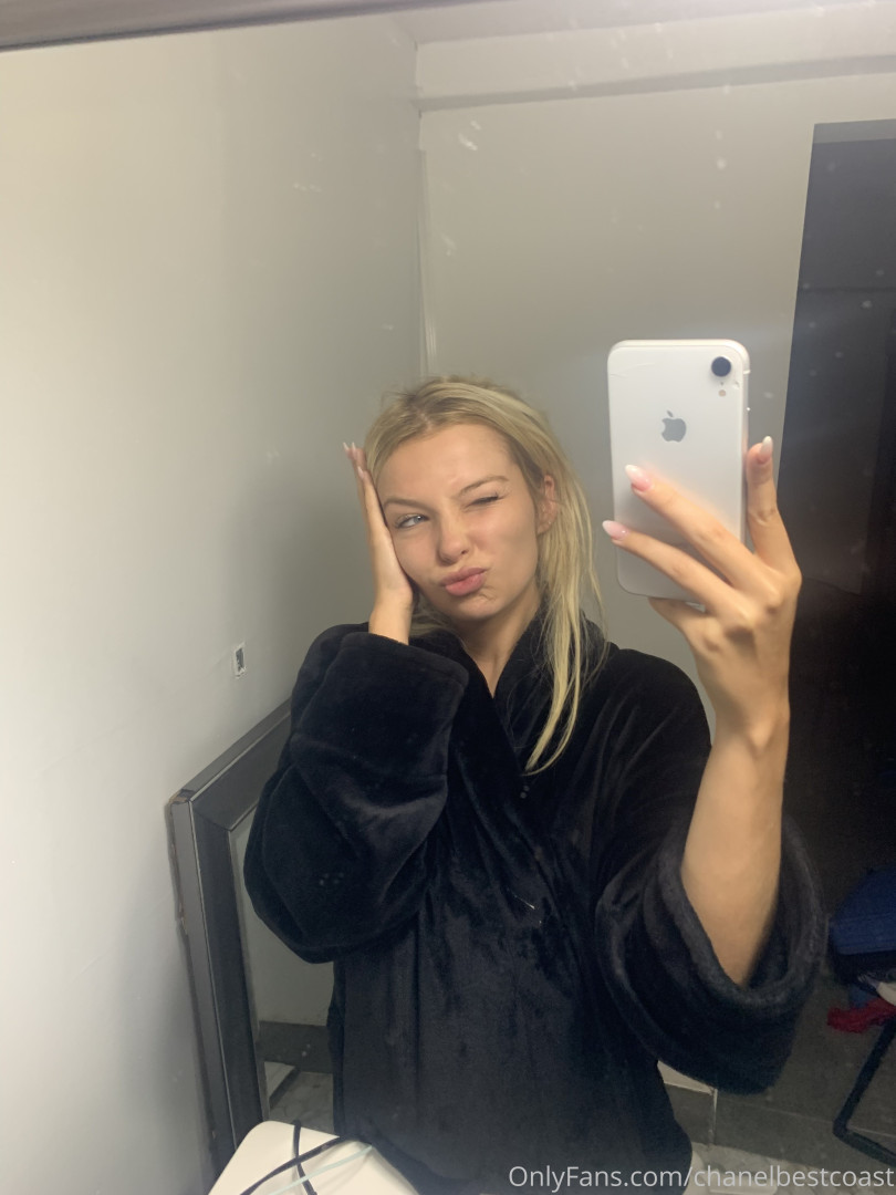 Photo by chanelbestcoast published on August 8,2023 16:10:48 - BestThots
