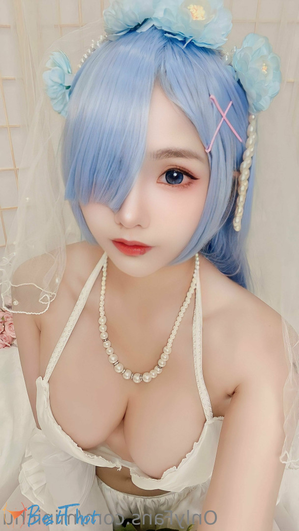 Photo by minichu published on December 18,2024 07:07:22 - BestThots