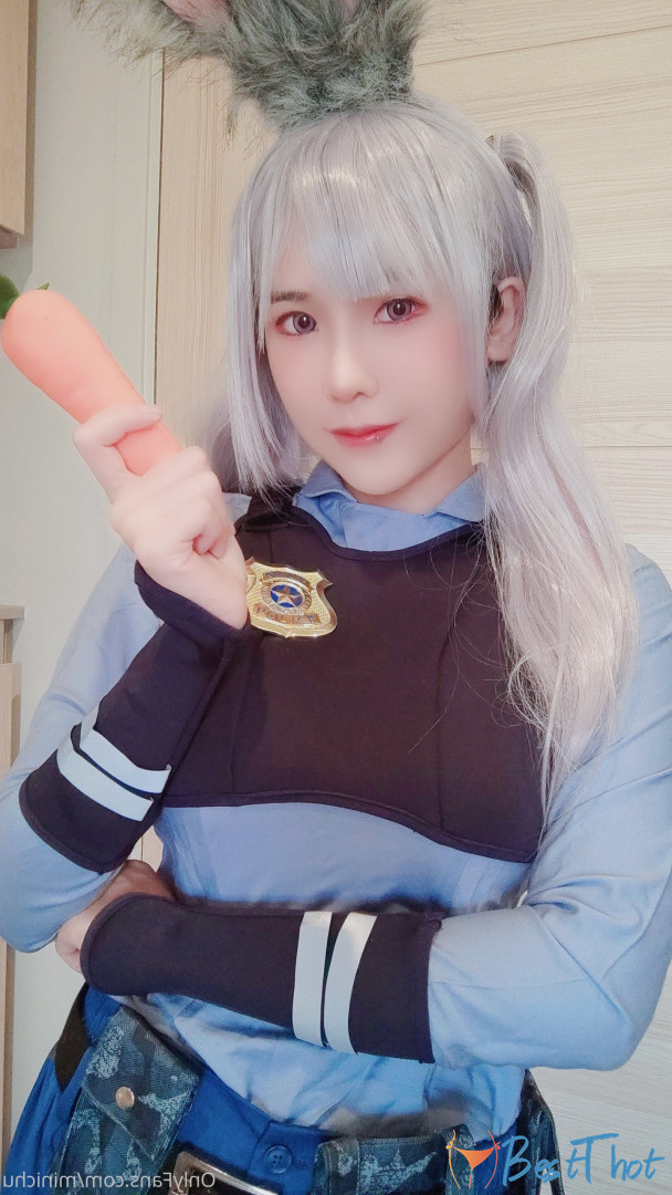 Photo by minichu published on December 18,2024 10:06:23 - BestThots