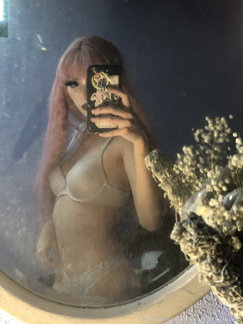 Photo by ceceliataylorxxx published on October 15,2023 19:06:40 - BestThots