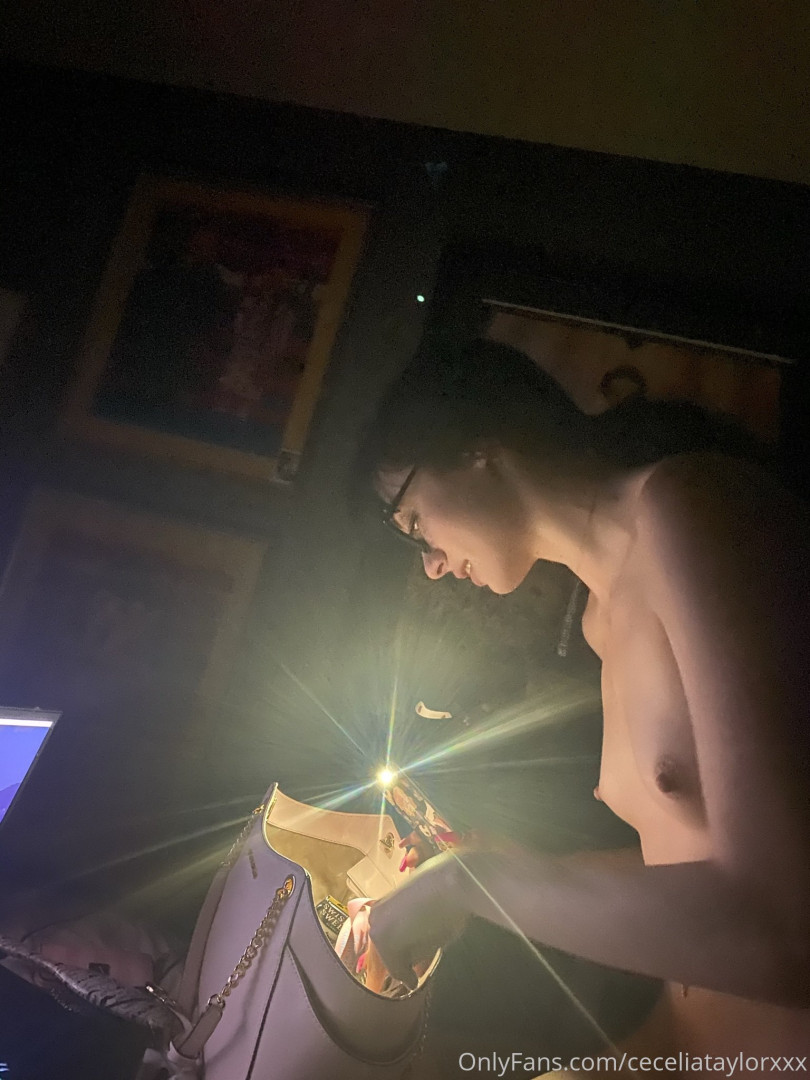 Photo by ceceliataylorxxx published on October 15,2023 19:41:45 - BestThots