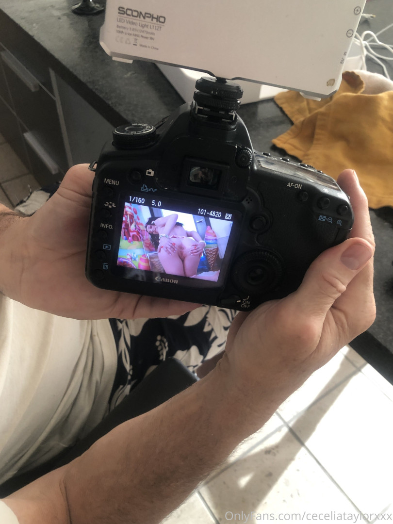 Photo by ceceliataylorxxx published on October 15,2023 20:09:35 - BestThots