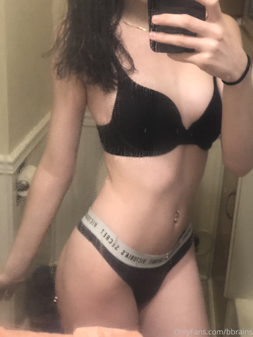 Photo by ceceliataylorxxx published on October 15,2023 20:31:08 - BestThots