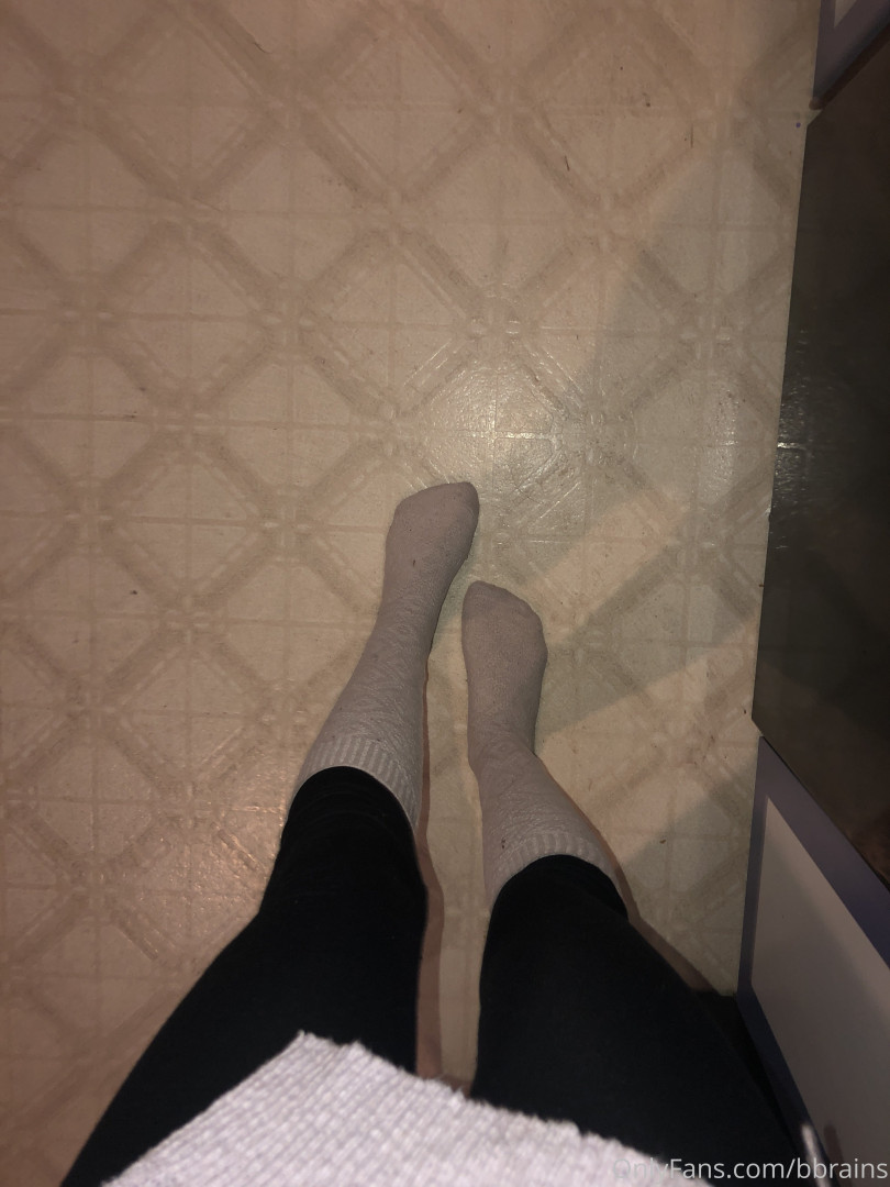Photo by ceceliataylorxxx published on October 15,2023 22:08:51 - BestThots