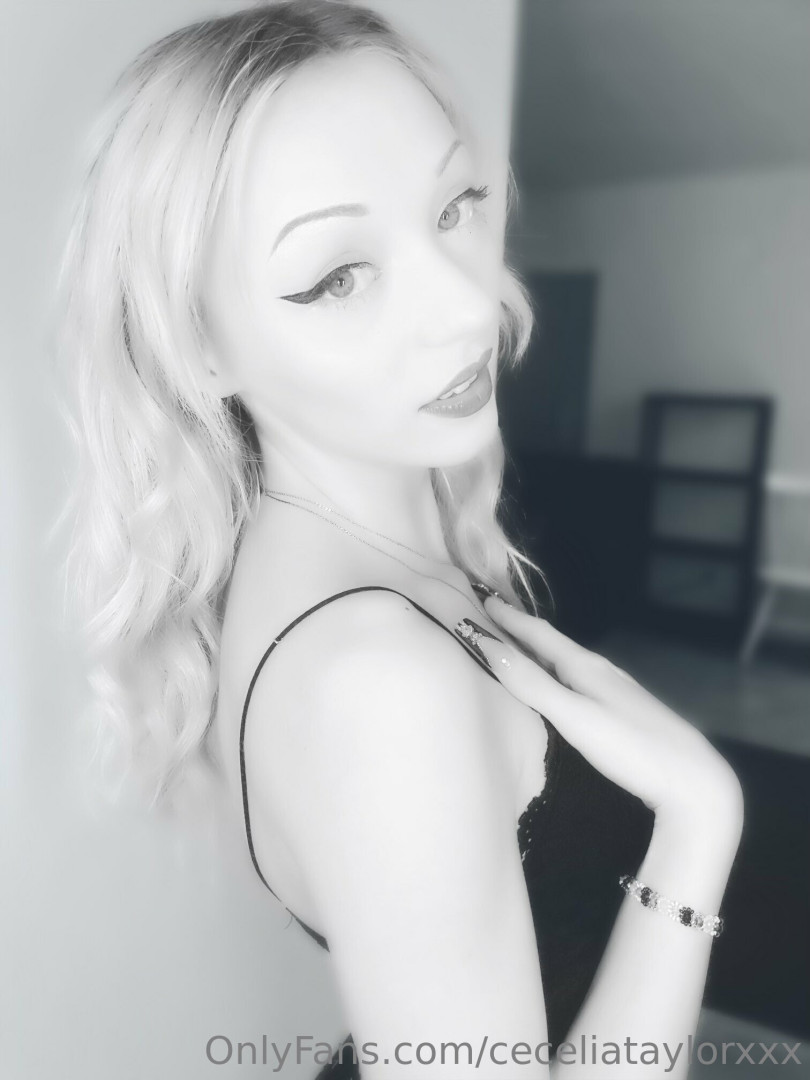 Photo by ceceliataylorxxx published on October 15,2023 22:16:36 - BestThots