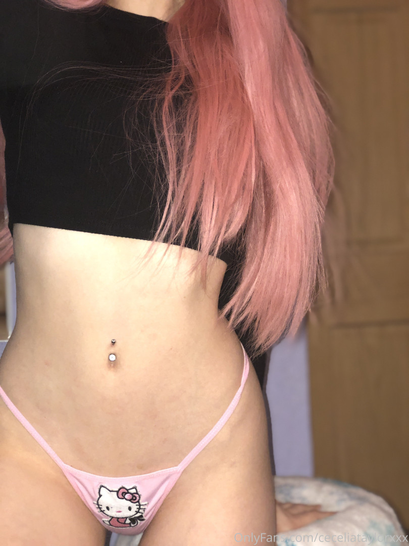 Photo by ceceliataylorxxx published on October 15,2023 22:44:06 - BestThots