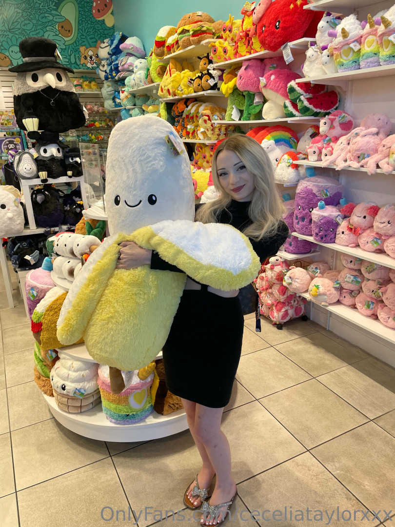 Photo by ceceliataylorxxx published on October 15,2023 22:53:21 - BestThots