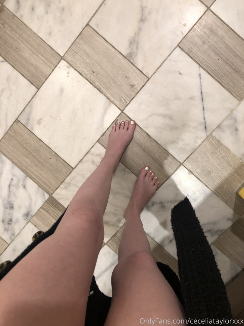 Photo by ceceliataylorxxx published on October 15,2023 23:01:39 - BestThots