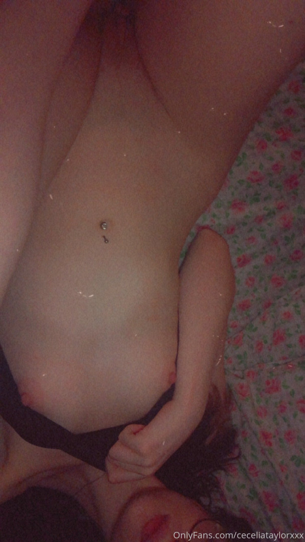 Photo by ceceliataylorxxx published on October 15,2023 23:08:33 - BestThots