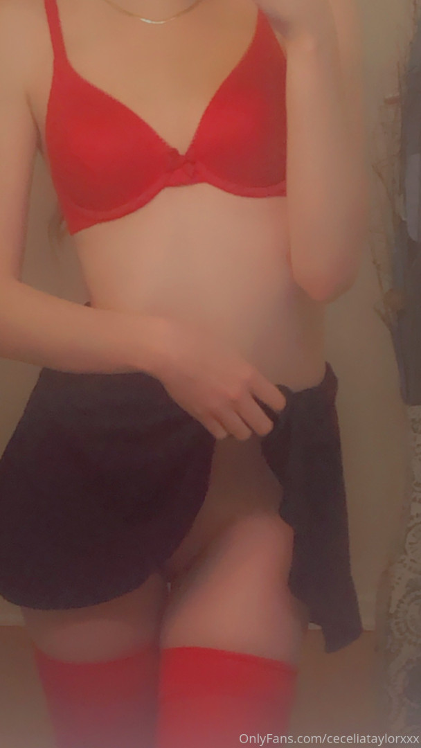 Photo by ceceliataylorxxx published on October 15,2023 23:20:51 - BestThots