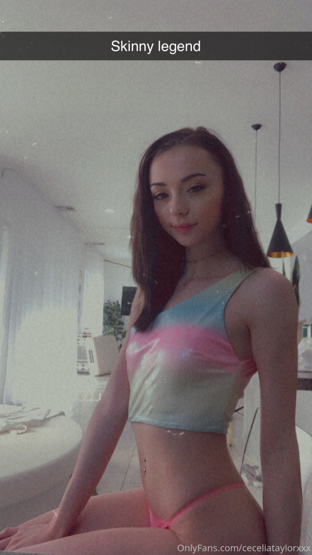 Photo by ceceliataylorxxx published on October 15,2023 23:24:35 - BestThots