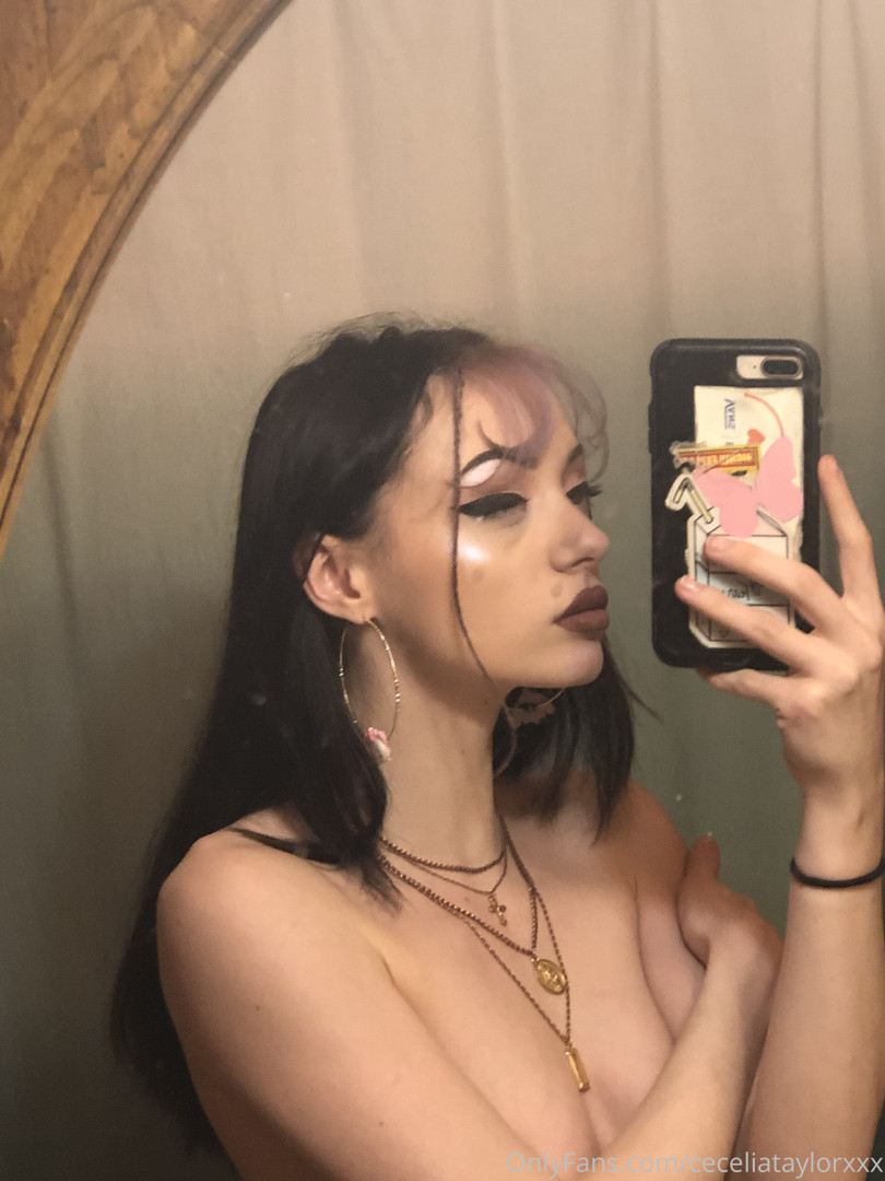 Photo by ceceliataylorxxx published on October 15,2023 23:49:23 - BestThots