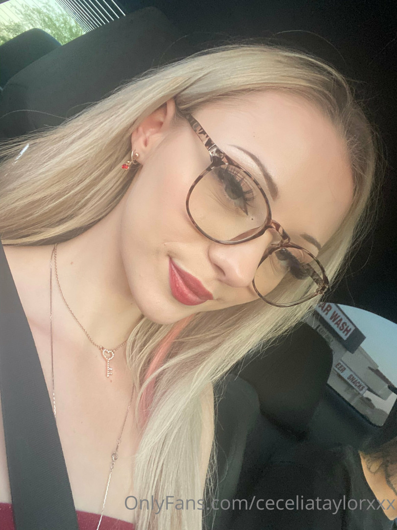 Photo by ceceliataylorxxx published on October 15,2023 23:54:21 - BestThots