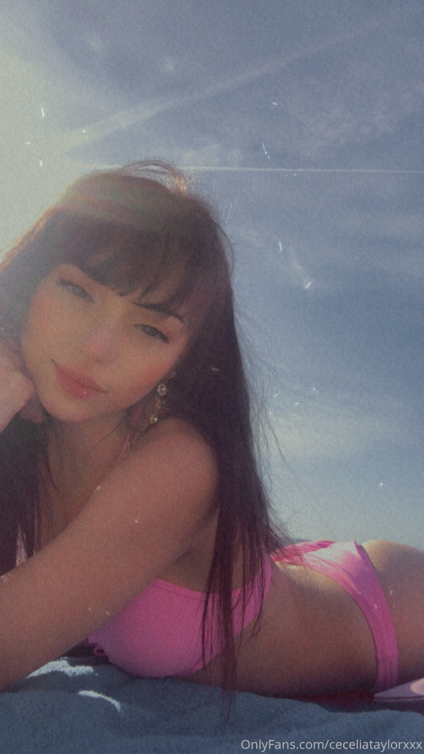Photo by ceceliataylorxxx published on October 16,2023 00:09:09 - BestThots