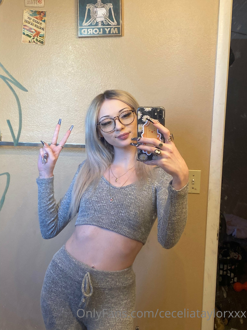 Photo by ceceliataylorxxx published on October 16,2023 00:14:59 - BestThots