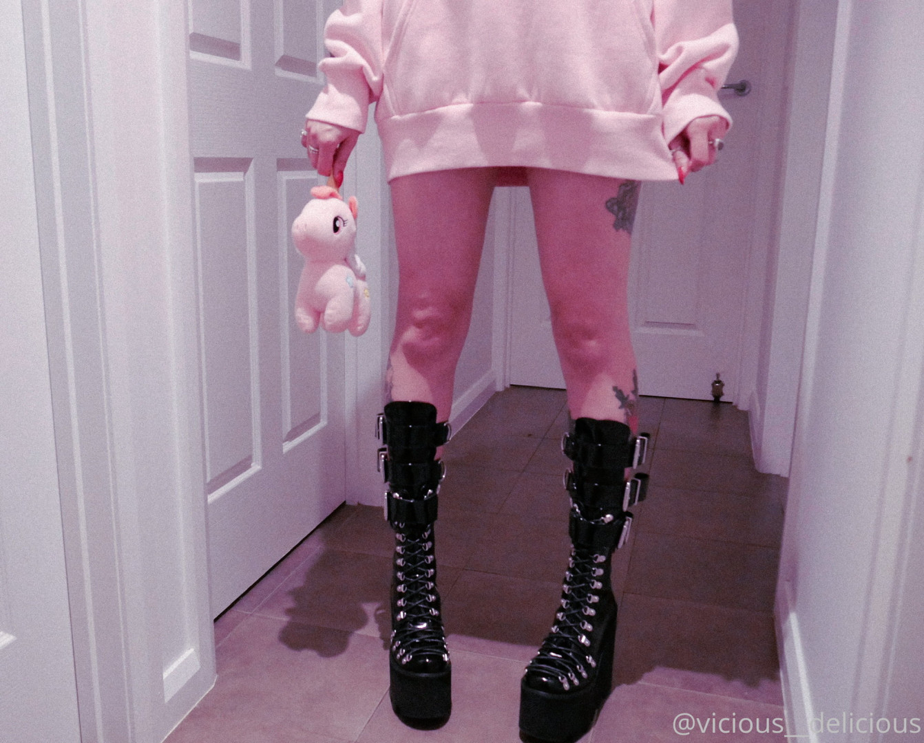 Photo by vicious__delicious published on June 4,2023 00:47:26 - BestThots