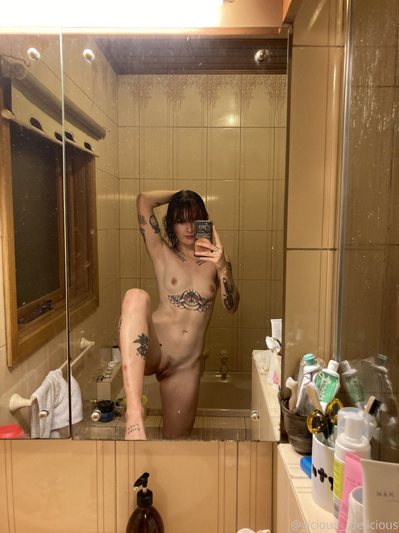 Photo by vicious__delicious published on June 4,2023 01:10:29 - BestThots