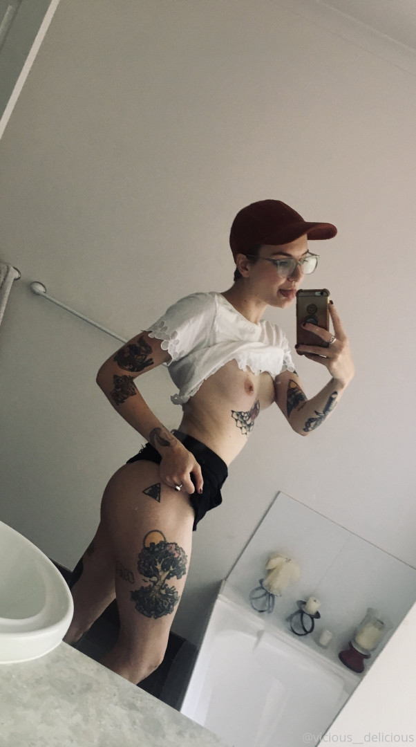 Photo by vicious__delicious published on June 4,2023 01:16:49 - BestThots