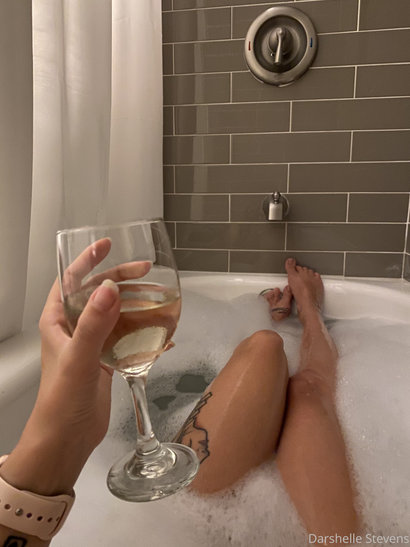 Photo by darshellestevens published on October 17,2023 07:18:00 - BestThots