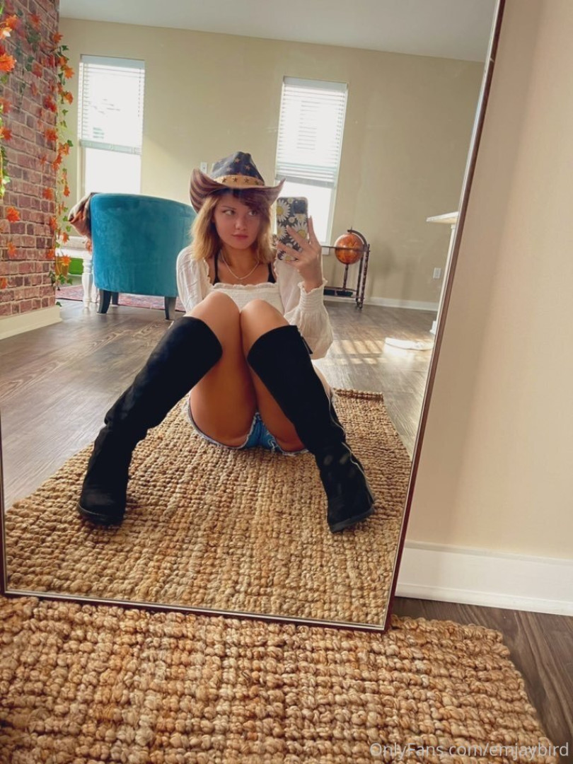 Photo by emjaybird published on January 16,2024 11:58:44 - BestThots