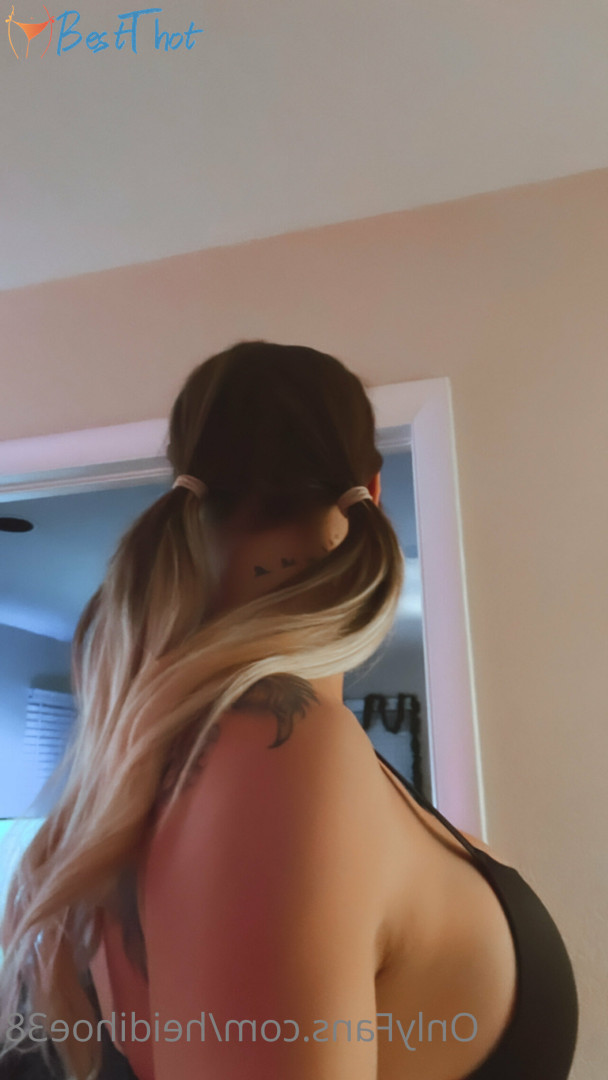 Photo by heidihoe38 published on December 18,2024 06:06:22 - BestThots