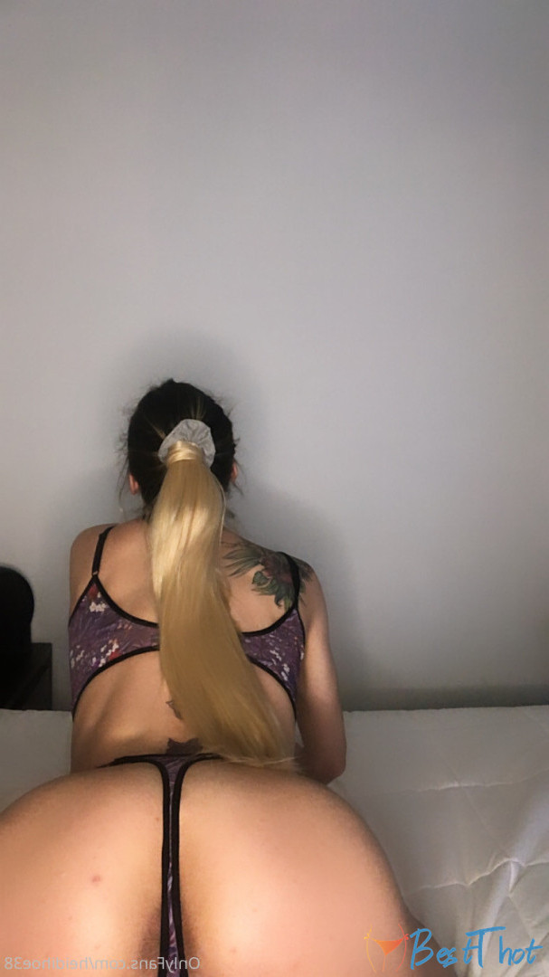 Photo by heidihoe38 published on December 18,2024 06:06:39 - BestThots