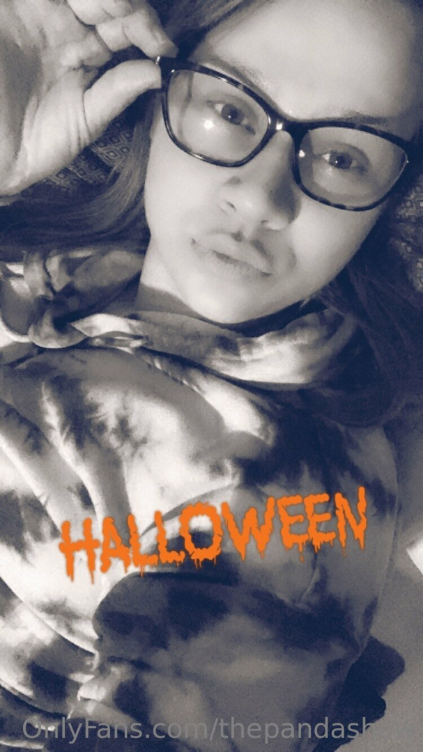 Photo by thepandashow published on May 16,2023 21:44:47 - BestThots