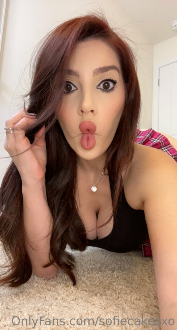 Photo by sofiecakesxo published on May 17,2023 20:42:00 - BestThots