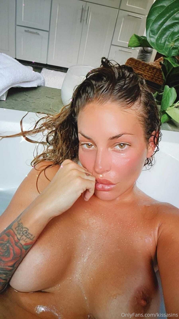 Photo by kissasins published on August 30,2023 05:20:34 - BestThots