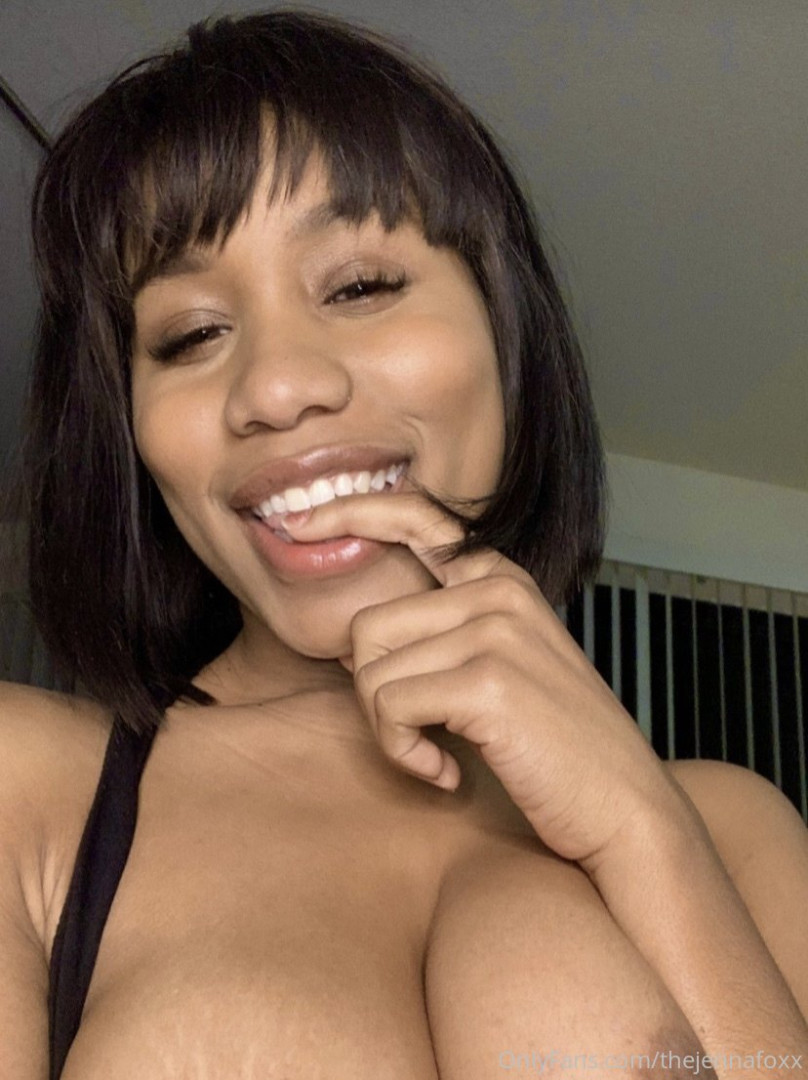 Photo by thejennafoxx published on October 17,2023 00:26:21 - BestThots