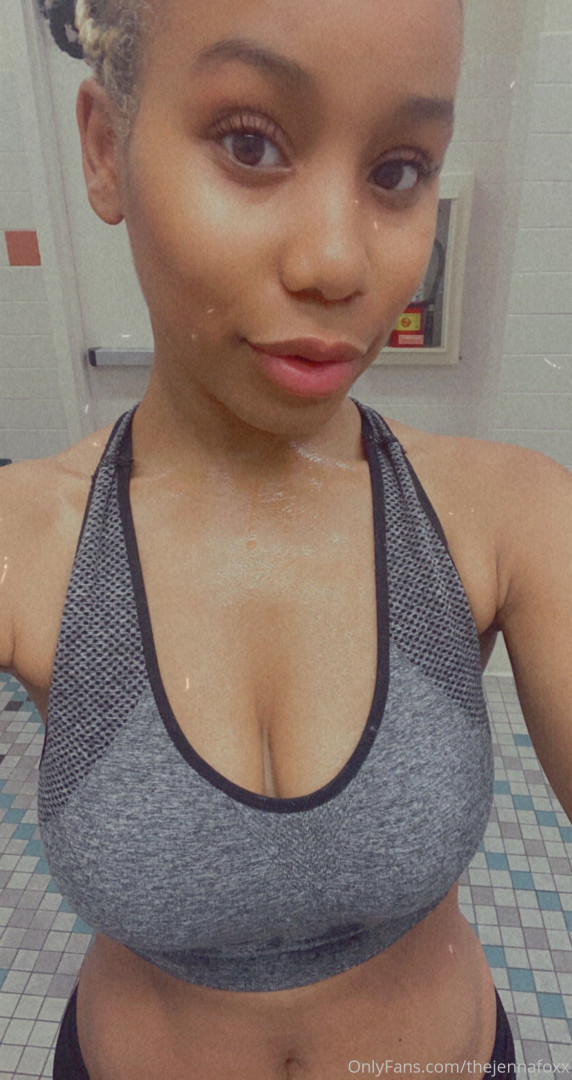 Photo by thejennafoxx published on October 17,2023 00:28:06 - BestThots