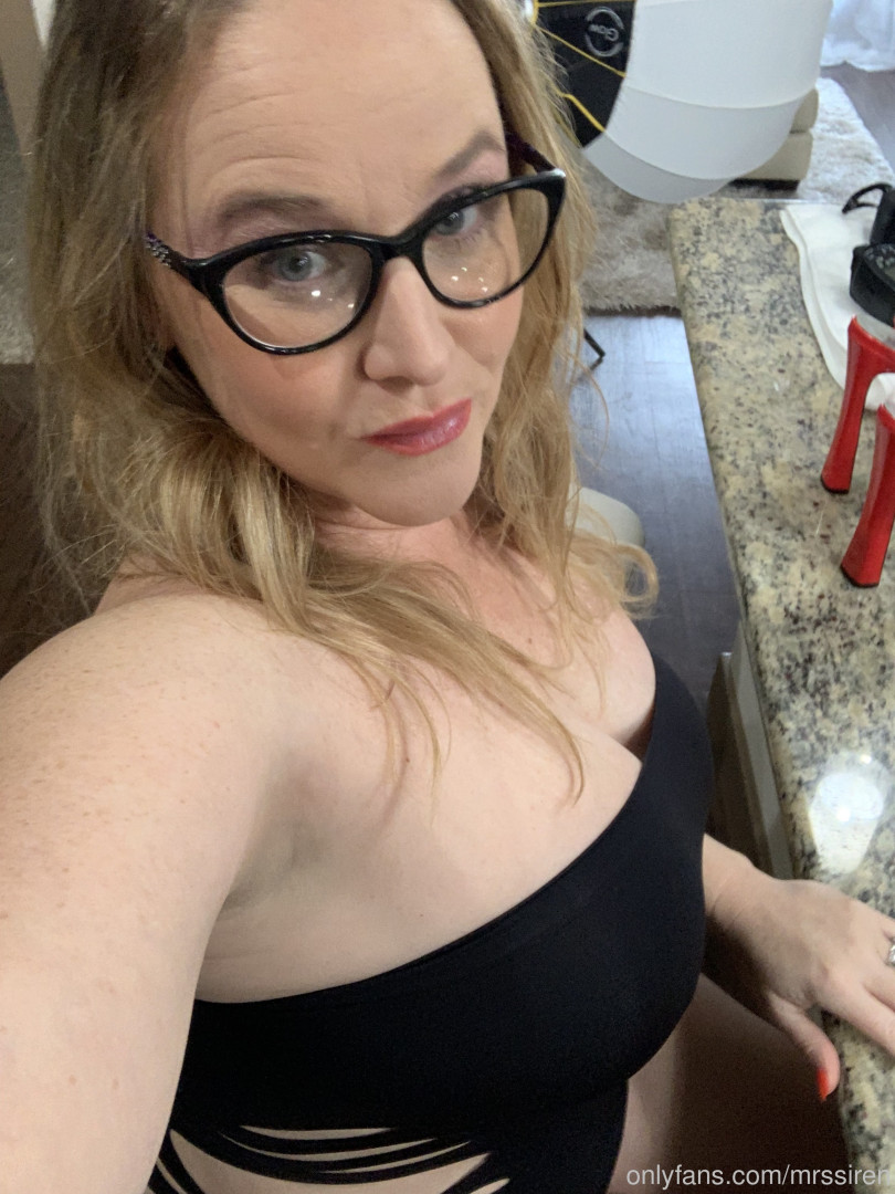 Photo by mrssiren published on June 15,2023 14:44:36 - BestThots