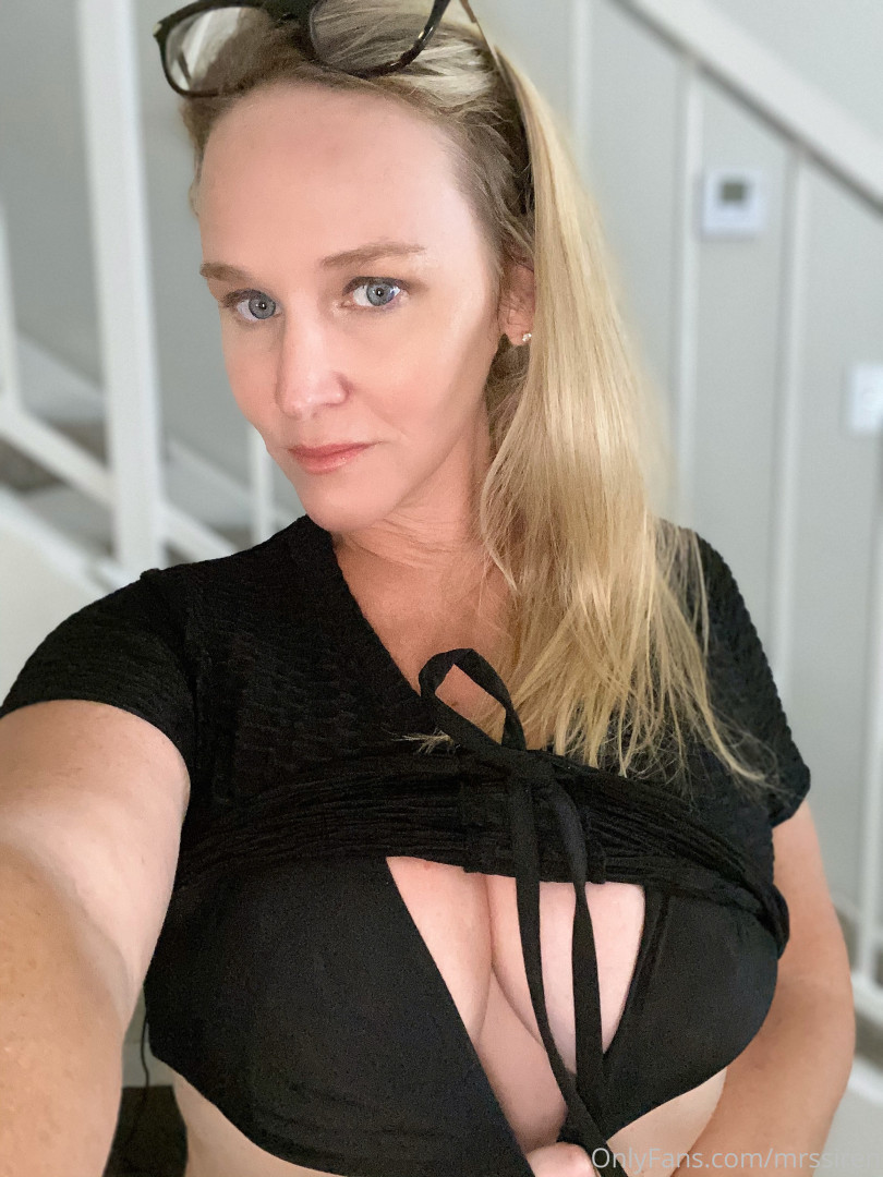 Photo by mrssiren published on June 15,2023 16:48:44 - BestThots