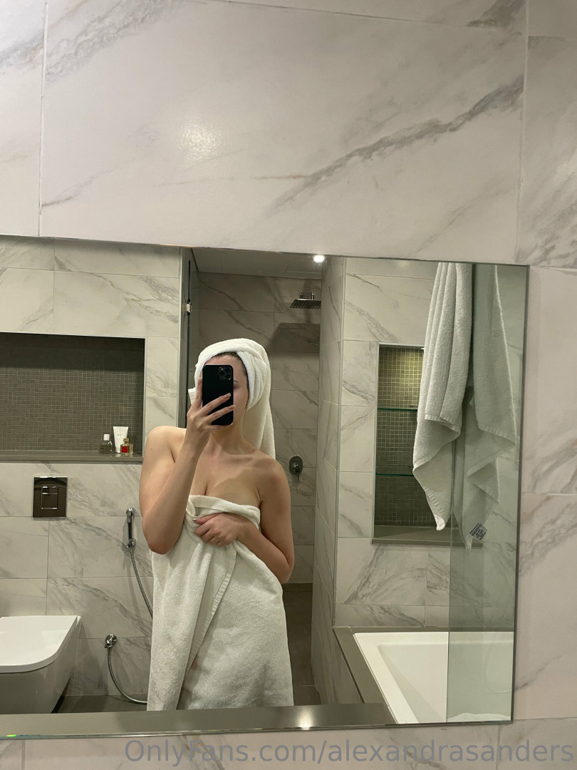 Photo by alexandrasanders published on May 31,2023 18:51:35 - BestThots