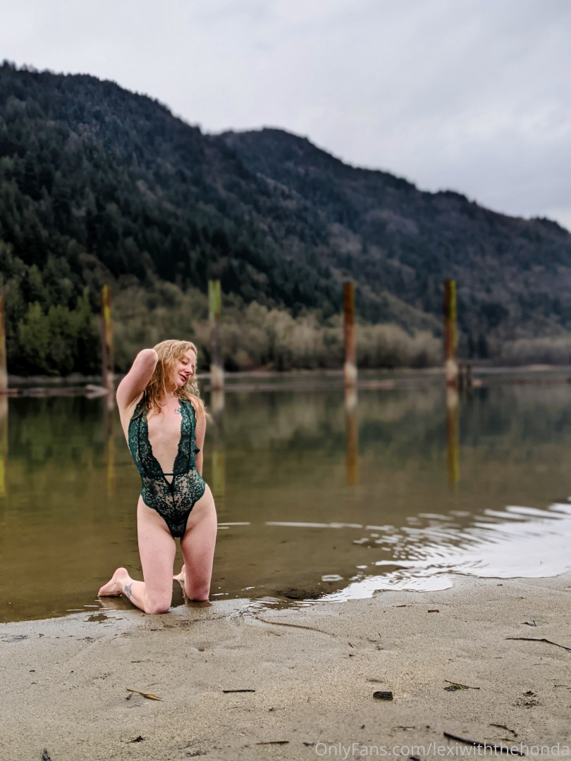 Photo by lexiwiththehonda published on October 16,2023 01:59:36 - BestThots