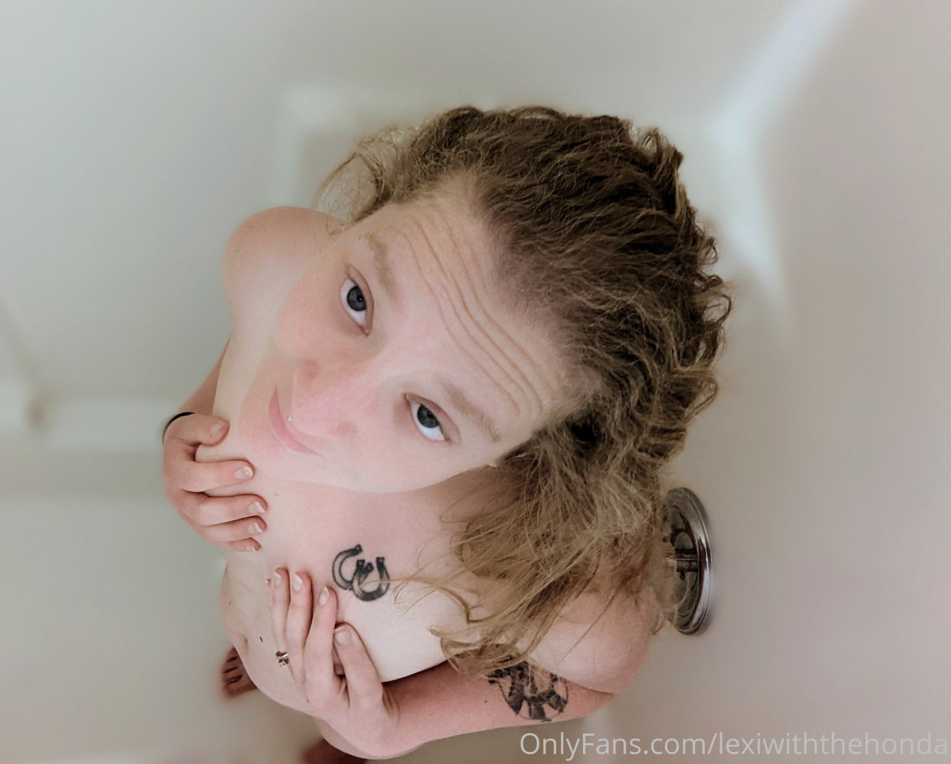 Photo by lexiwiththehonda published on October 16,2023 02:00:40 - BestThots