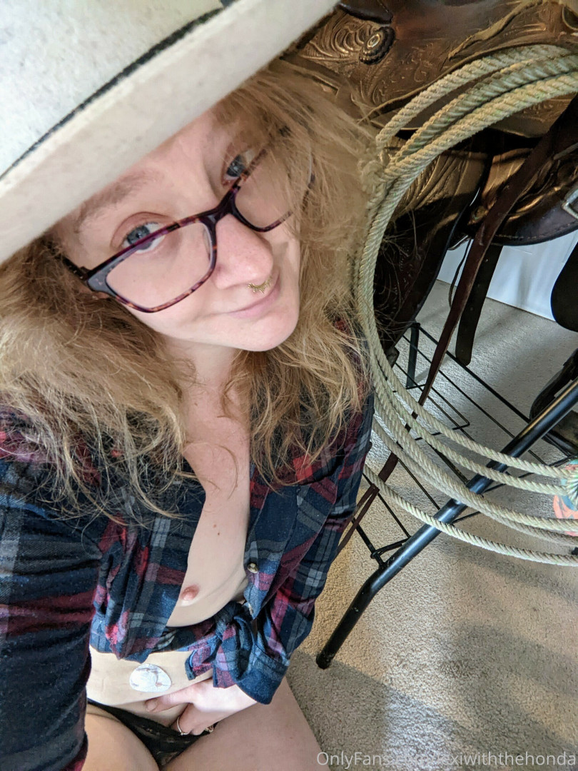 Photo by lexiwiththehonda published on October 16,2023 02:05:59 - BestThots