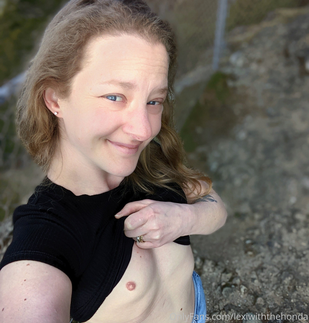 Photo by lexiwiththehonda published on October 16,2023 02:29:12 - BestThots