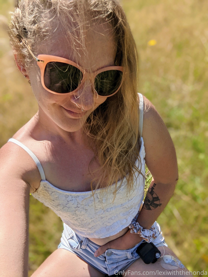 Photo by lexiwiththehonda published on October 16,2023 03:49:21 - BestThots