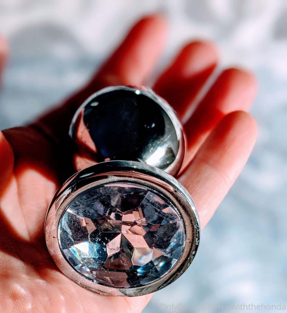 Photo by lexiwiththehonda published on October 16,2023 04:02:17 - BestThots