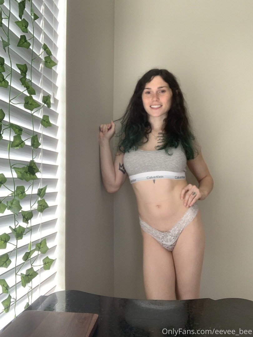 Photo by eevee_bee published on July 31,2023 10:47:35 - BestThots